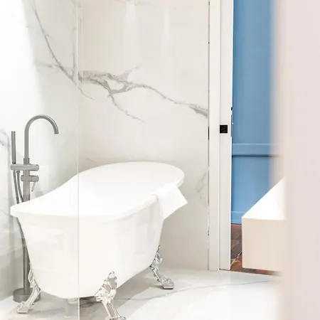 Chambellan Des Ducs - Caractere Et アパート