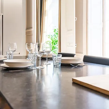 Chambellan Des Ducs - Caractere Et Appartement *