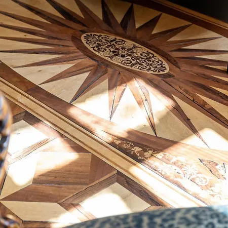 Chambellan Des Ducs - Caractere Et アパート *