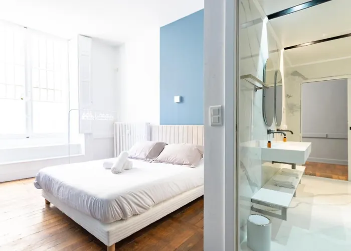 Chambellan Des Ducs - Caractere Et Διαμέρισμα