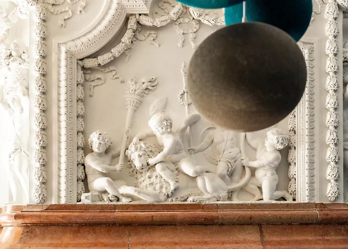 Chambellan Des Ducs - Caractere Et * Ντιζόν